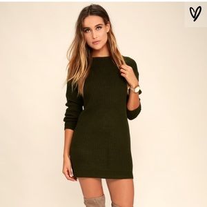 Lulu’s green backless sweater dress!